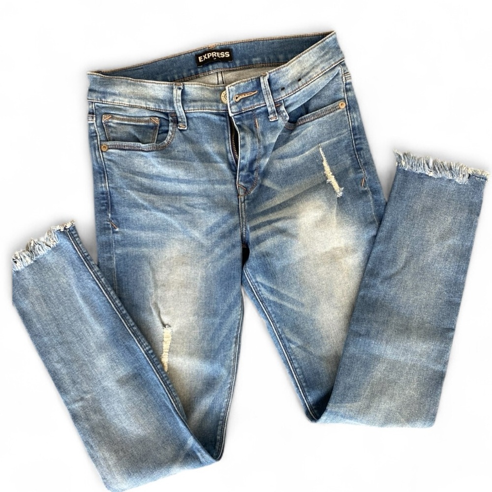 Express Jeans Women’s Size 4 Cropped Mid Rise Distressed Skinny Blue